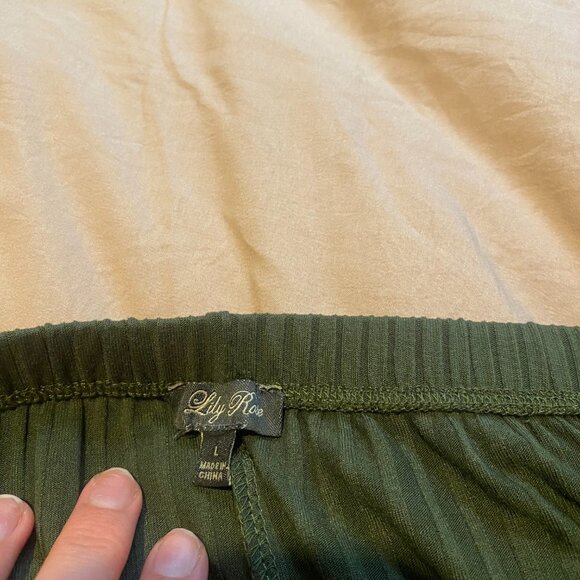 Flared pants - Picture 2 of 2